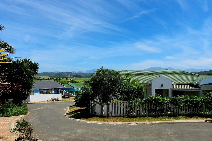 3 Bedroom Property for Sale in Fraaiuitsig Western Cape